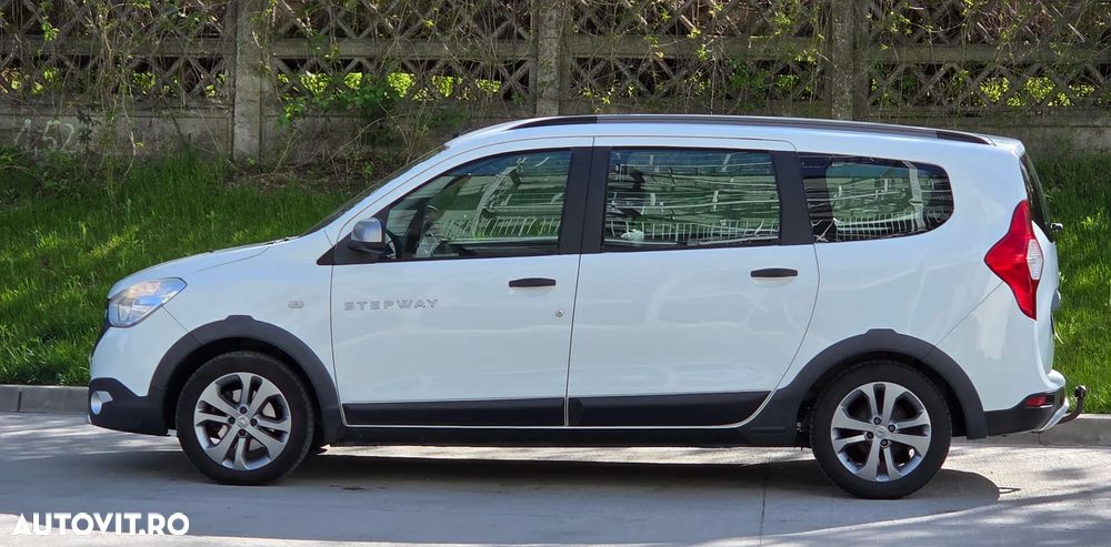 Dacia Lodgy TCe 115 Stepway - 12