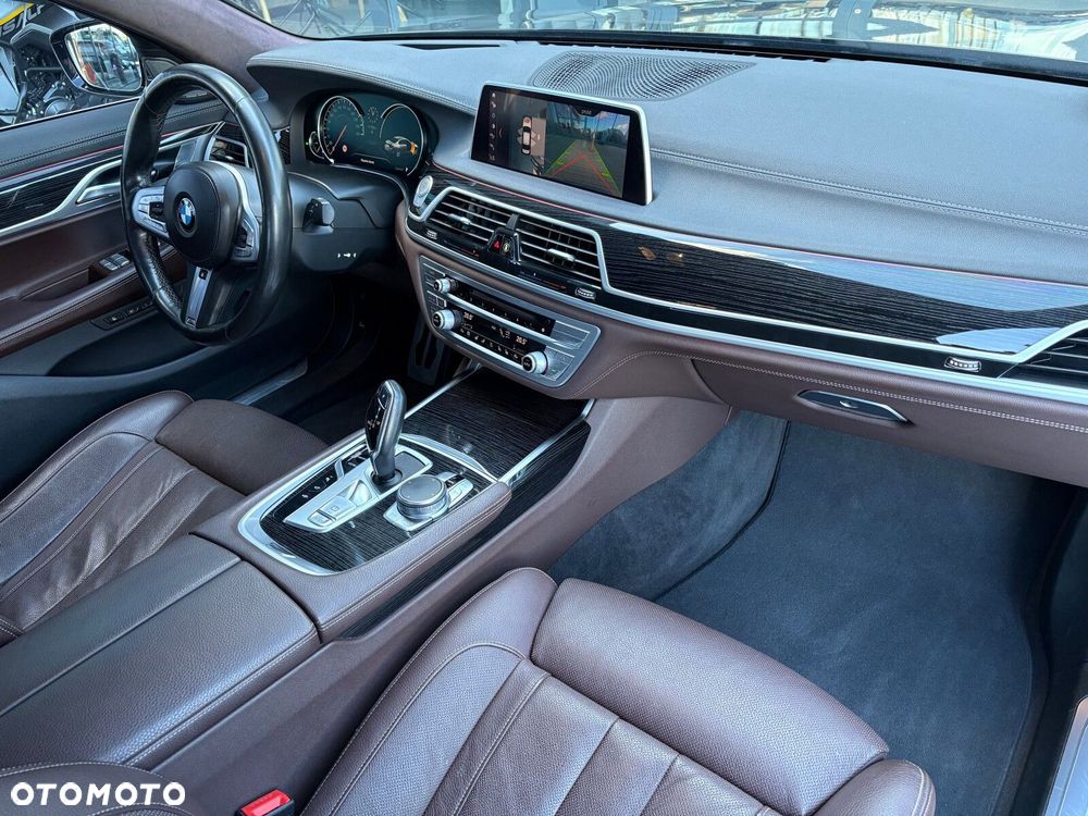 BMW Seria 7 730d xDrive - 18