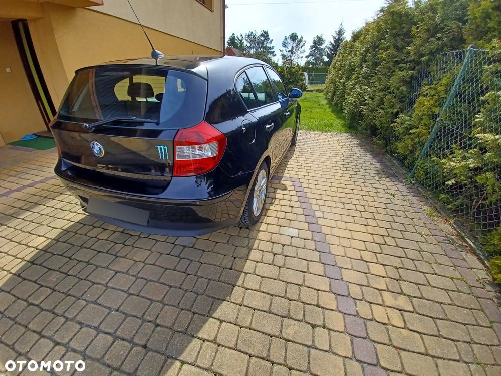BMW Seria 1 118i - 4