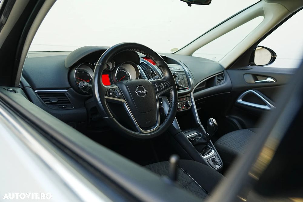 Opel Zafira Tourer 1.6 CDTI ecoFLEX Start/Stop Active - 10