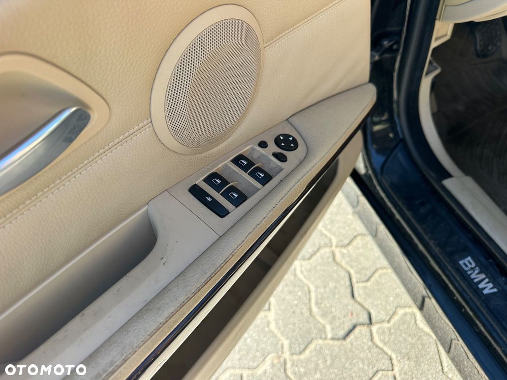 BMW Seria 3 - 25