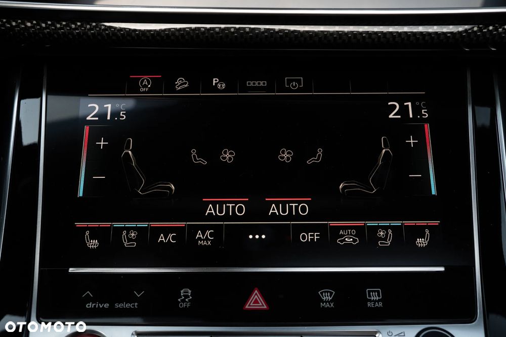 Audi SQ8 - 32