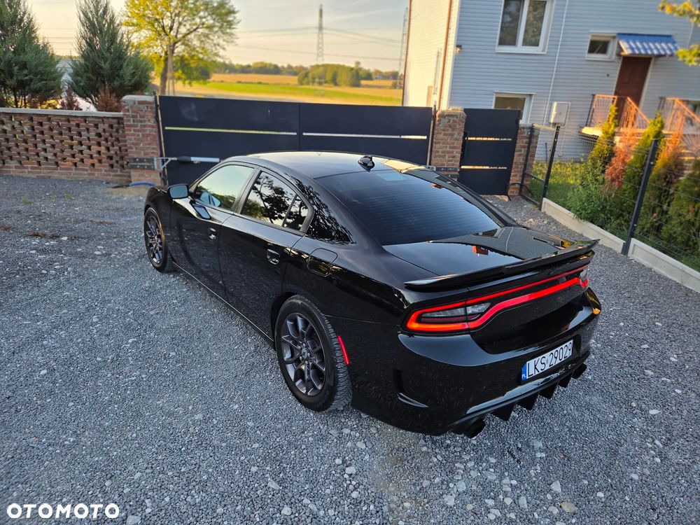 Dodge Charger - 12