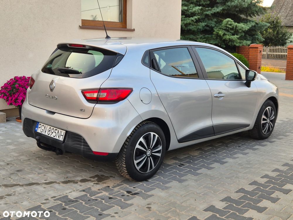 Renault Clio 1.5 dCi 75 Expression - 17
