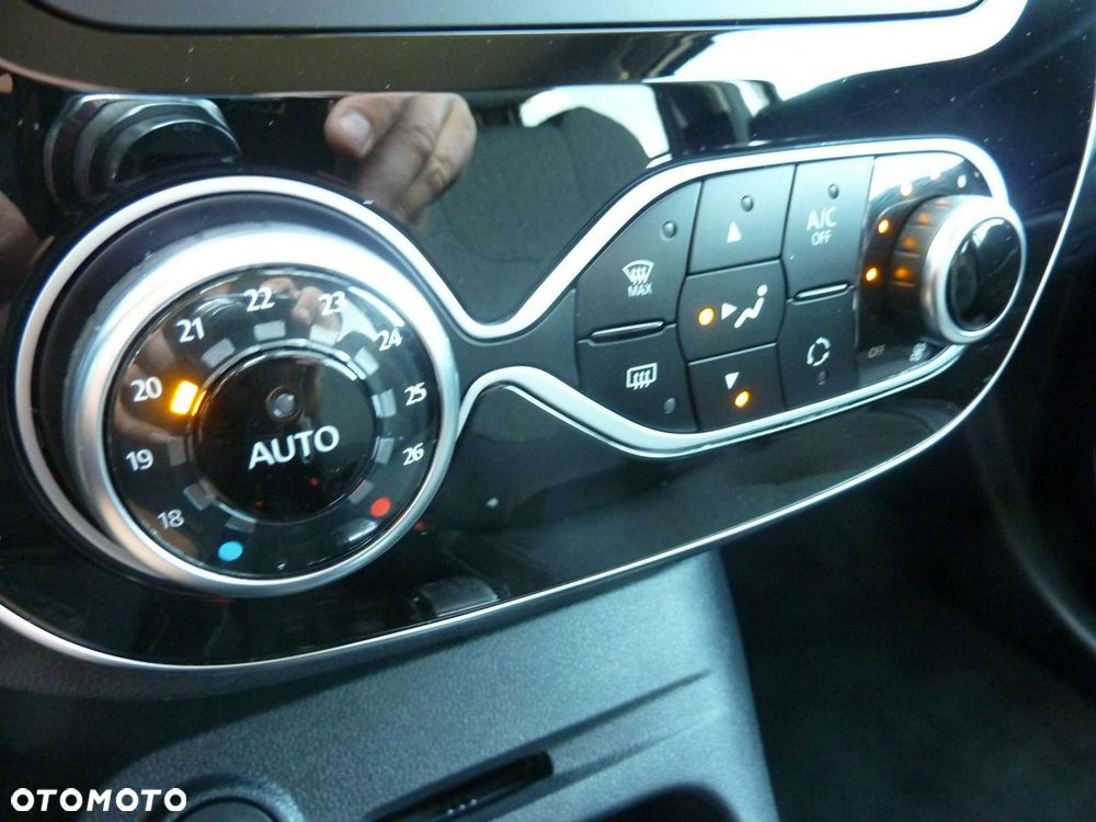 Renault Captur - 21