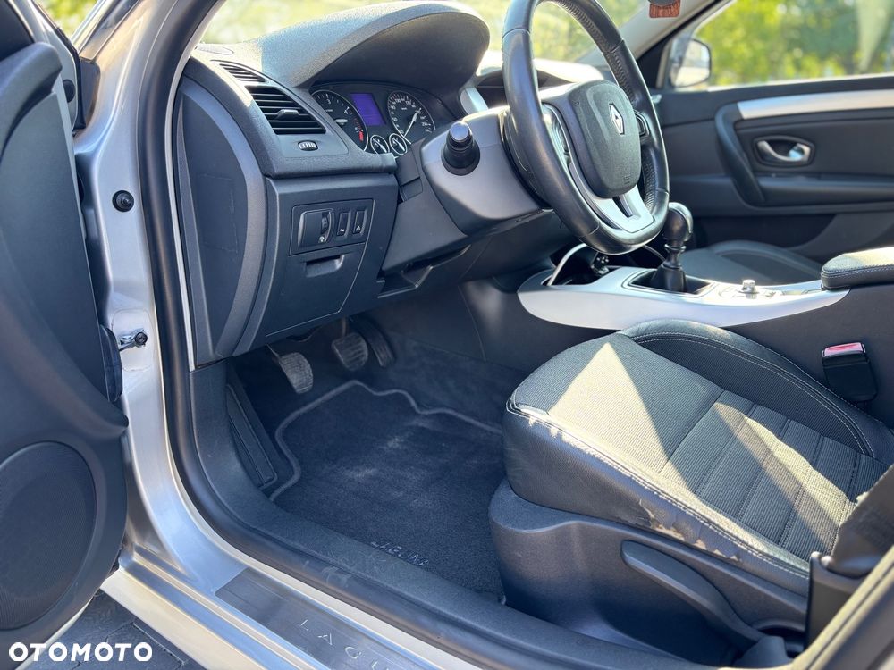 Renault Laguna 2.0 DCi Dynamique - 9