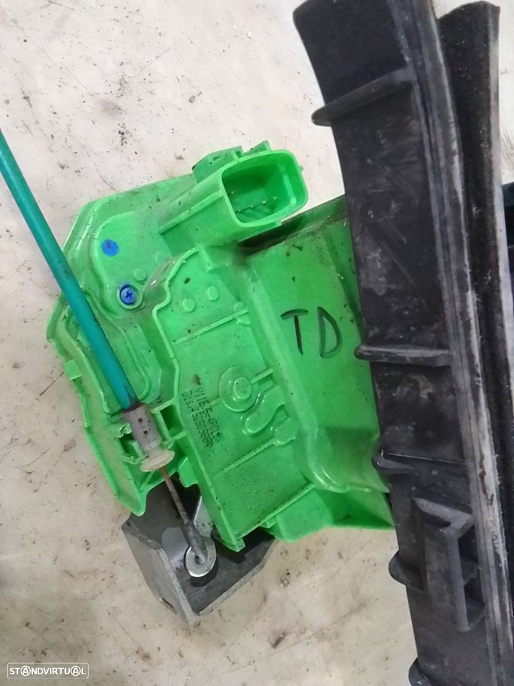 Fecho Da Porta Trás Dto Alfa Romeo Giulietta (940_) - 3