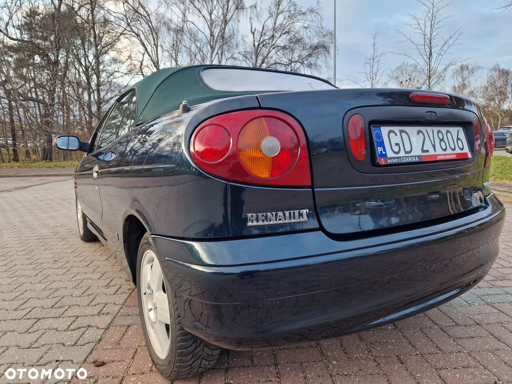 Renault Megane 1.4 Expression - 9