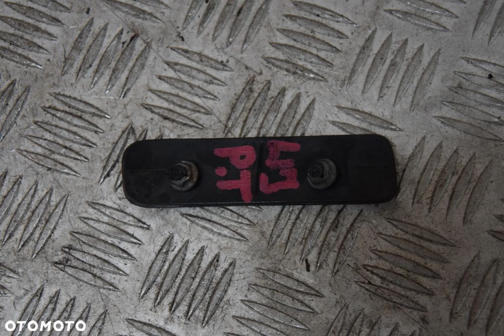 JEEP GRAND CHEROKEE WJ ODBLASK  PRAWY TYŁ - 2