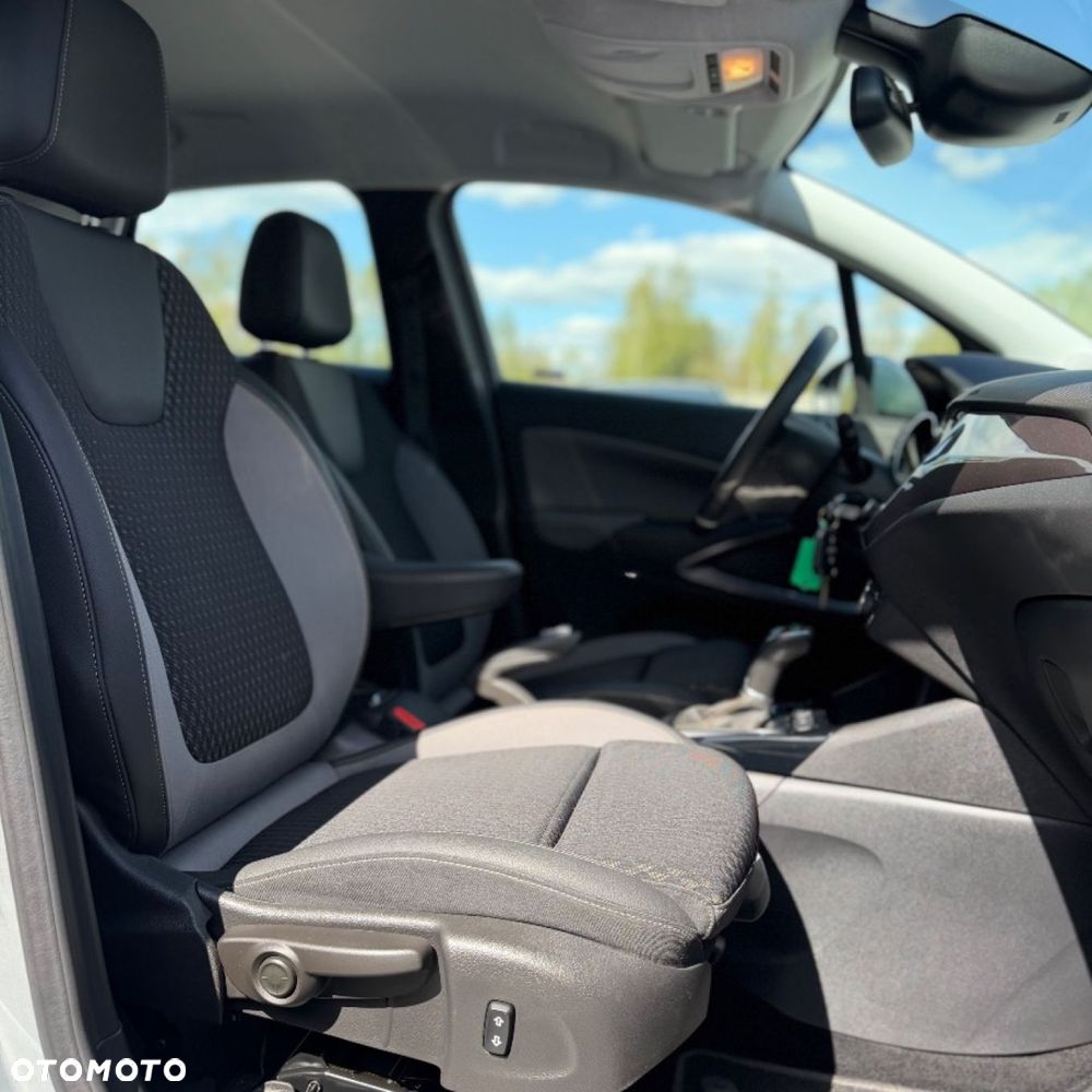 Opel Crossland X - 34