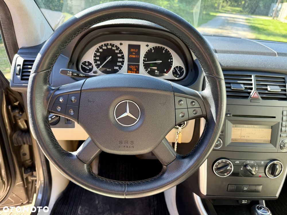 Mercedes-Benz Klasa B - 22