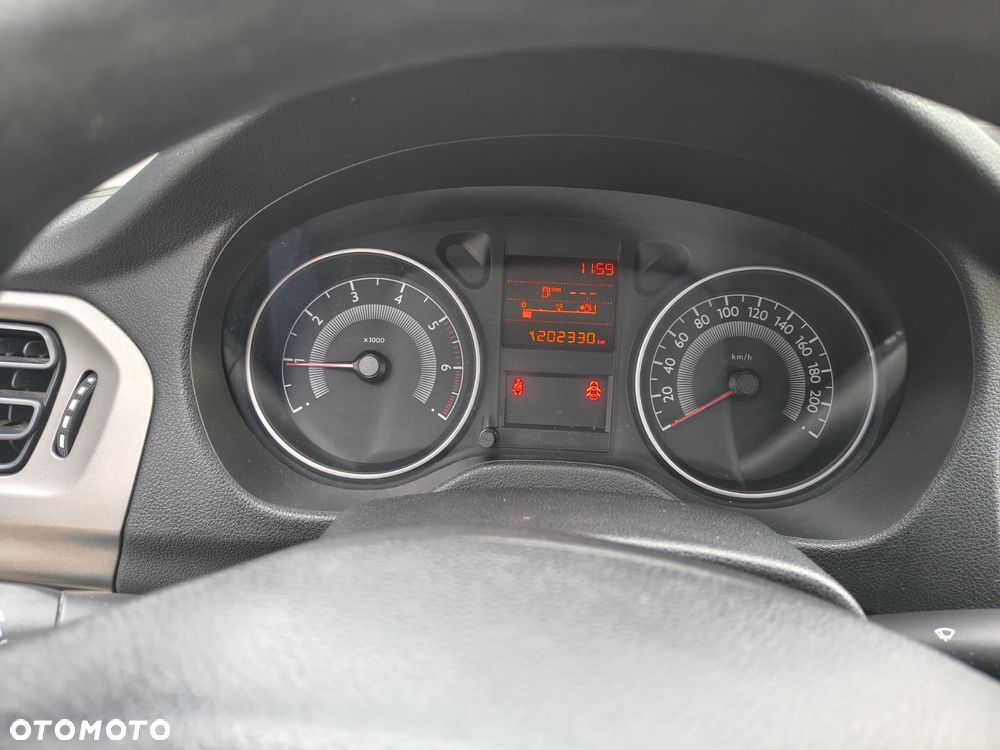 Peugeot 301 1.6 HDi Active - 6