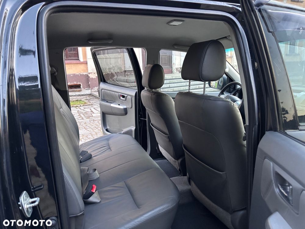 Toyota Hilux 3.0 D-4D SR5-X - 9