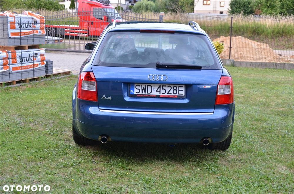 Audi A4 Avant 1.8 T - 7