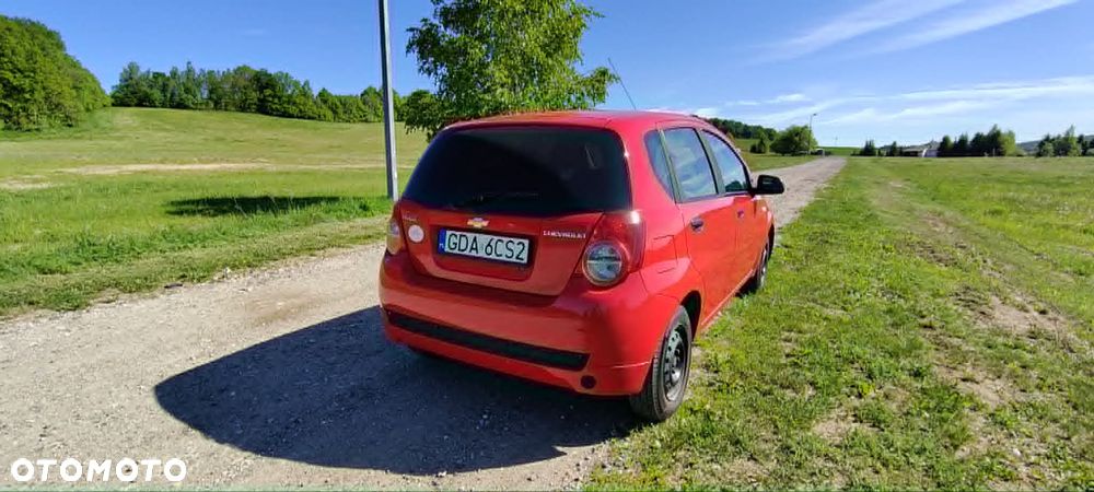 Chevrolet Aveo 1.2 16V Base / Classic - 8