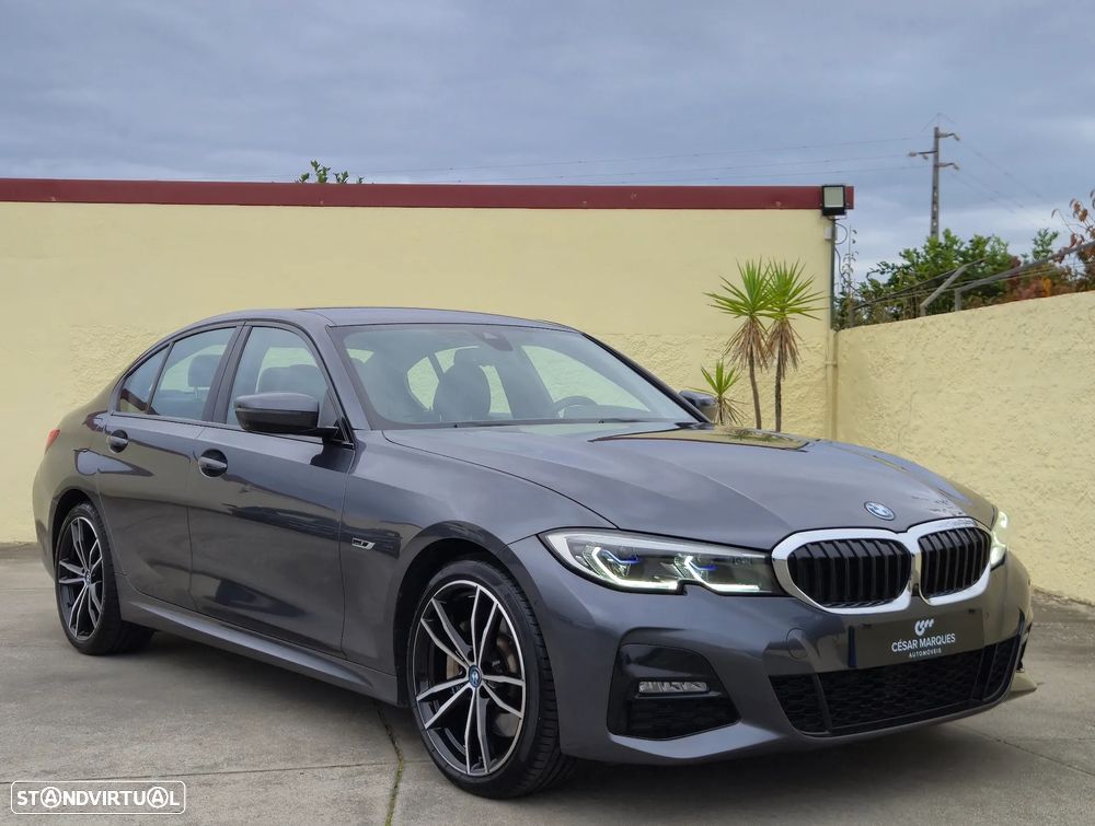 BMW 330 e Pack M Auto - 1
