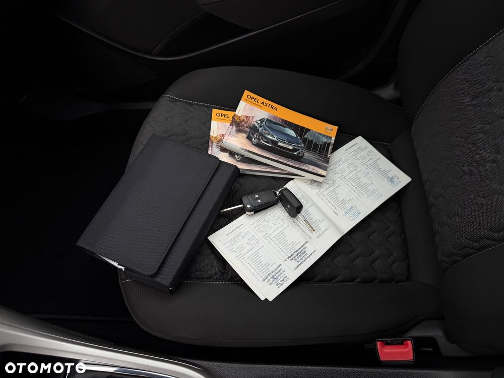 Opel Astra 1.4 Turbo - 33