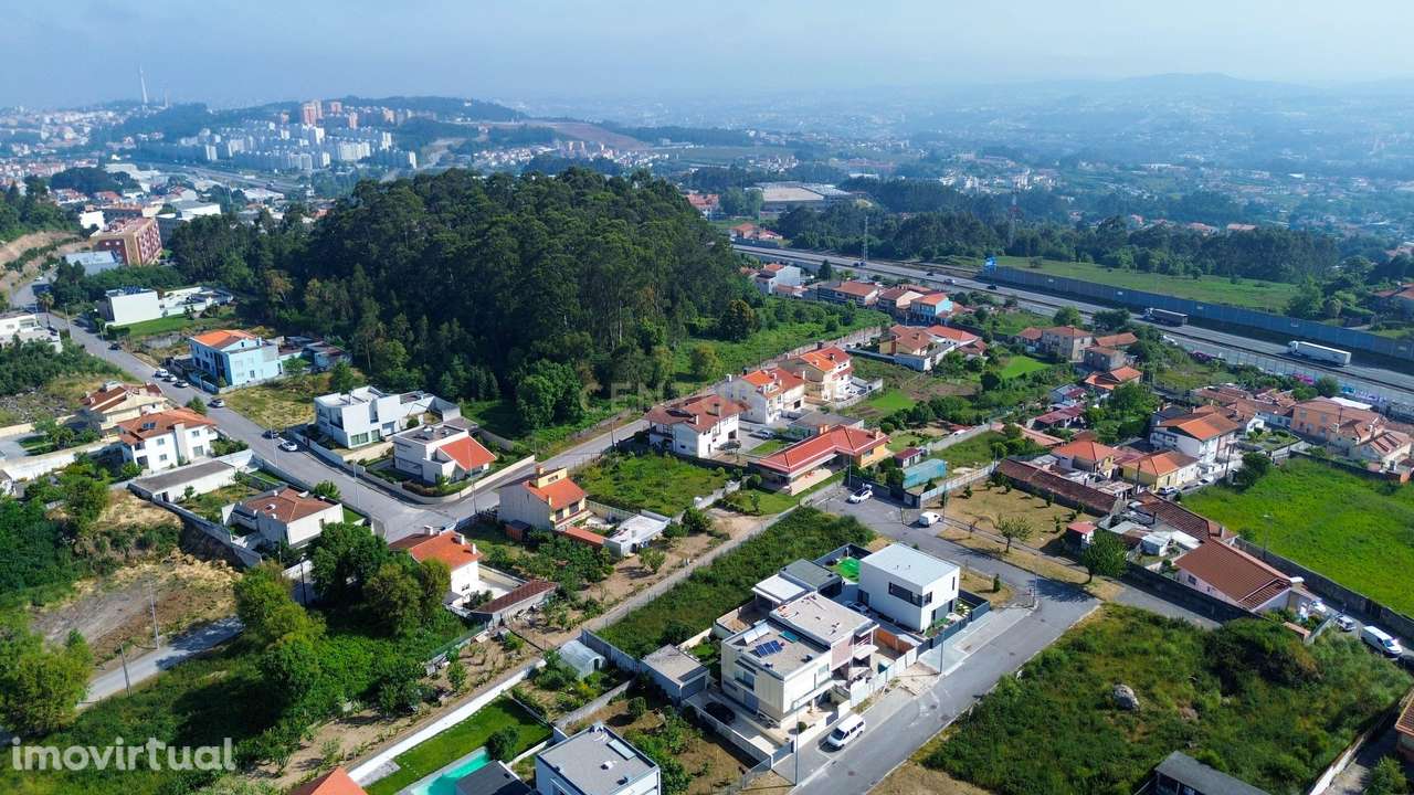 Terreno em Canelas (c/ Projeto Aprovado) - Grande imagem: 5/17