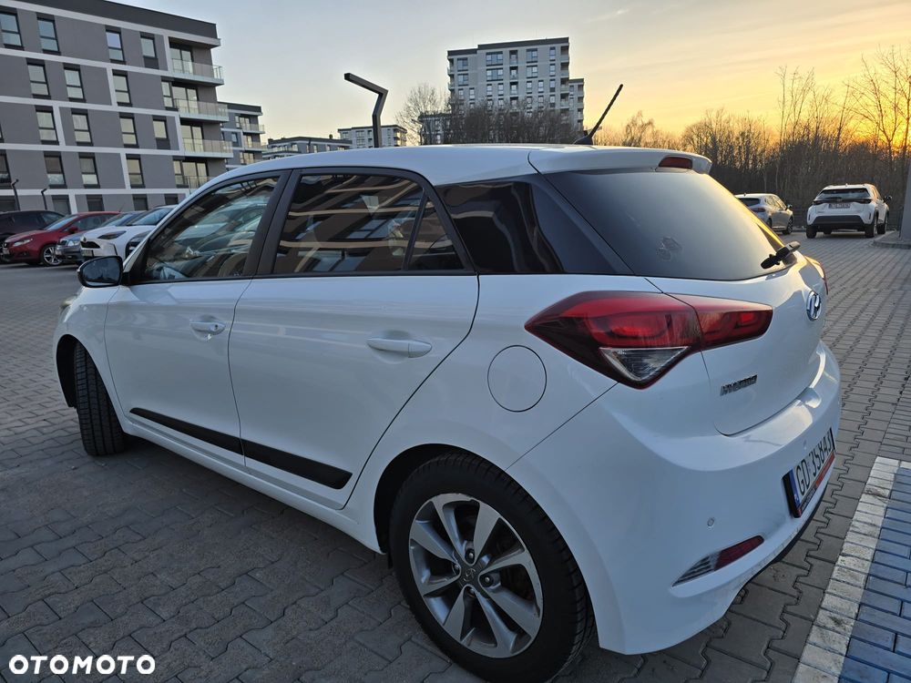 Hyundai i20 - 10