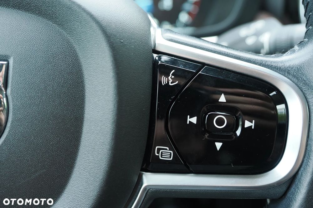 Volvo XC 60 D4 AWD Inscription - 19