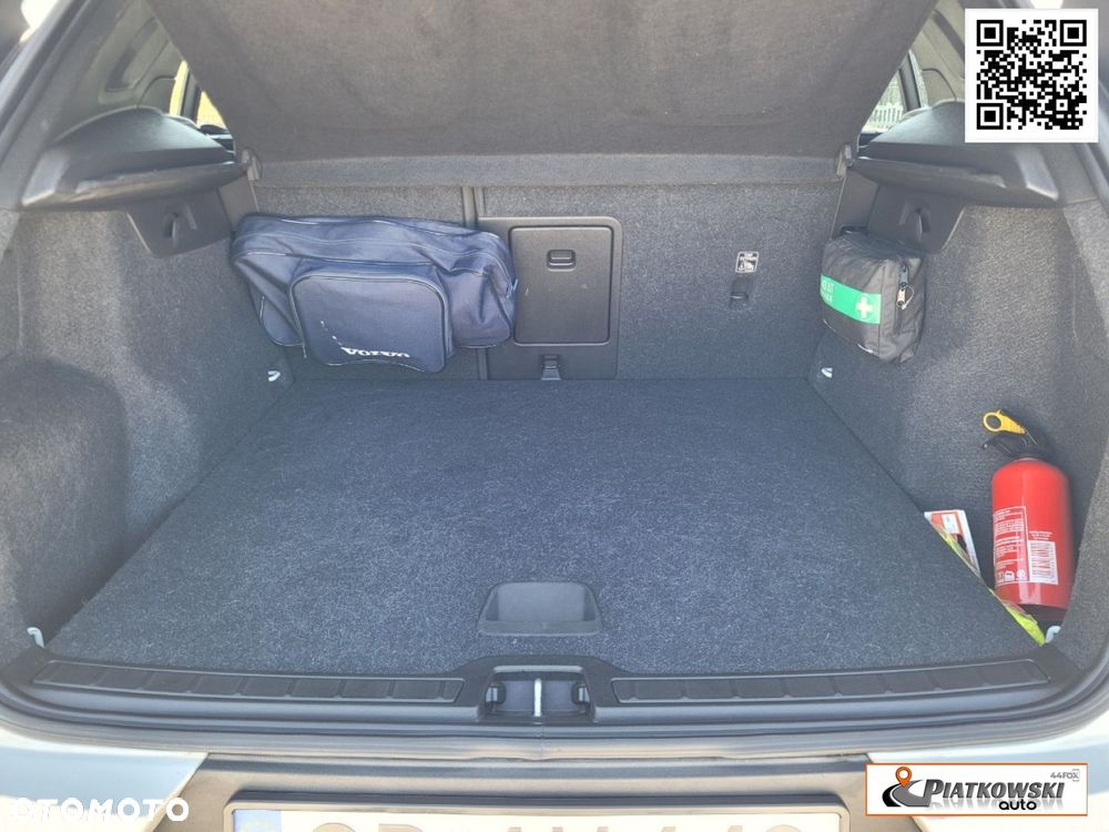 Volvo XC 40 D3 Momentum - 24