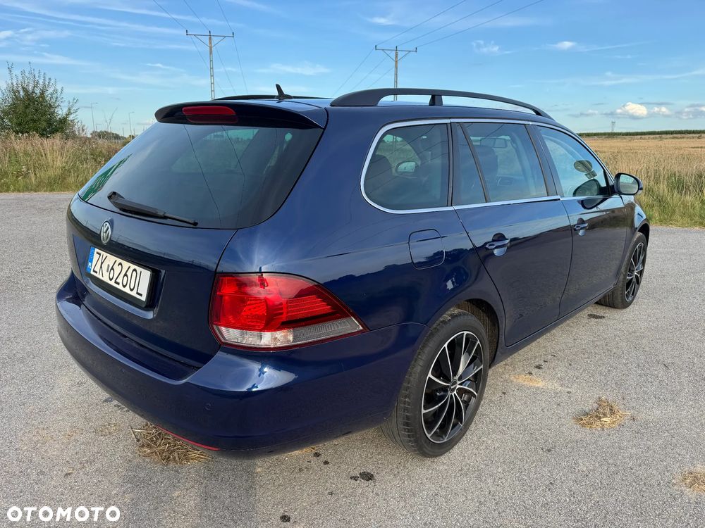 Volkswagen Golf 2.0 TDI Comfortline - 4