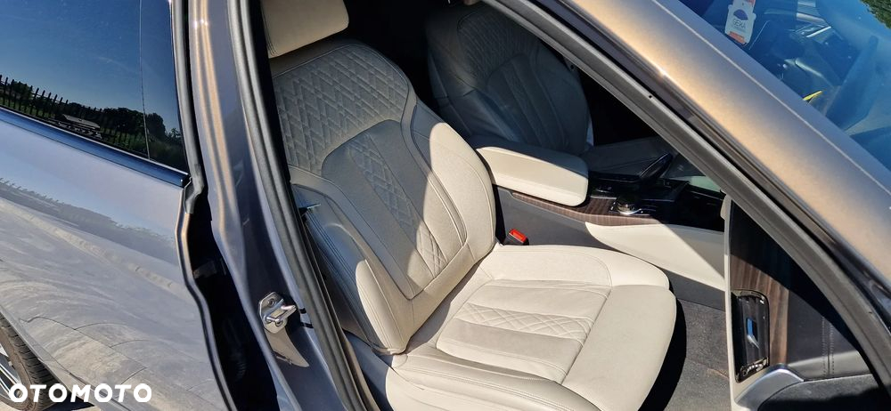 BMW Seria 5 530i xDrive M Sport sport - 13