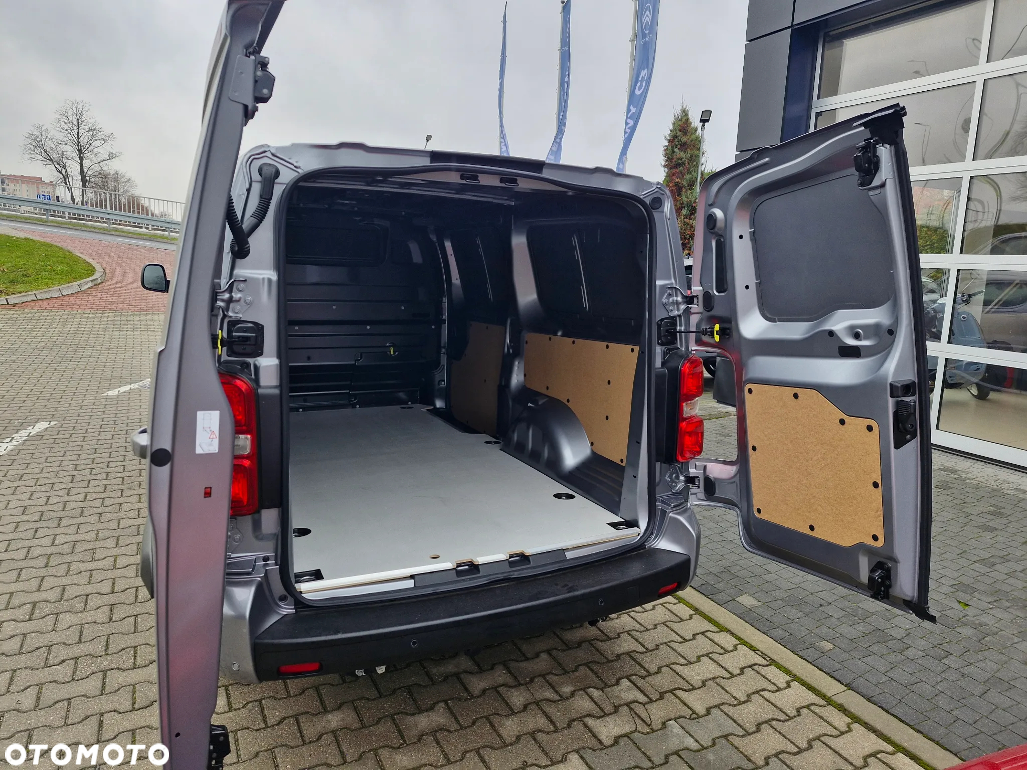 Citroën JUMPY - 9
