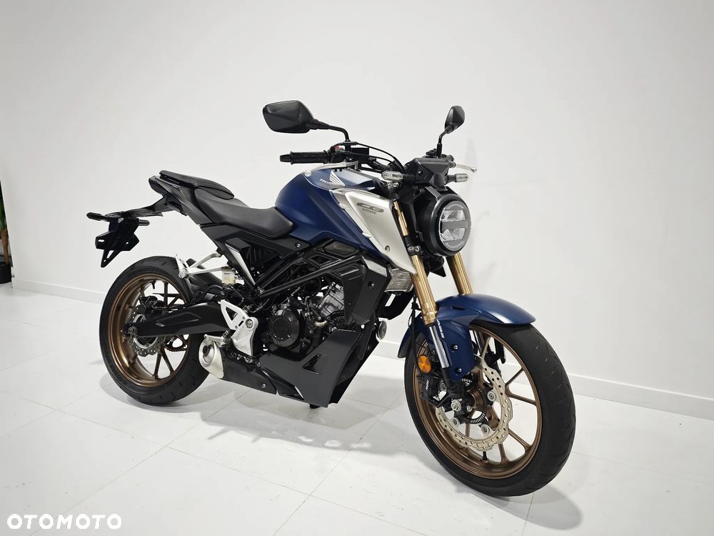 Honda CB - 2