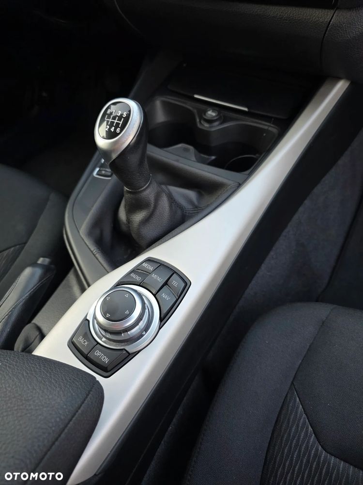 BMW Seria 1 118d Edition Metropolitan - 36