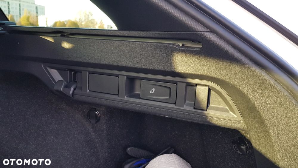 Skoda Octavia 2.0 TSI RS DSG - 10