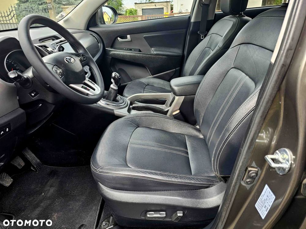 Kia Sportage 2.0 CRDI 2WD Spirit - 17
