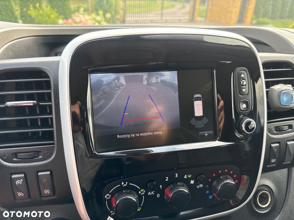 Renault Trafic - 26