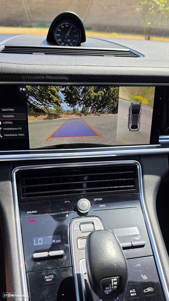 Porsche Panamera 4 E-Hybrid Platinum Edition - 11