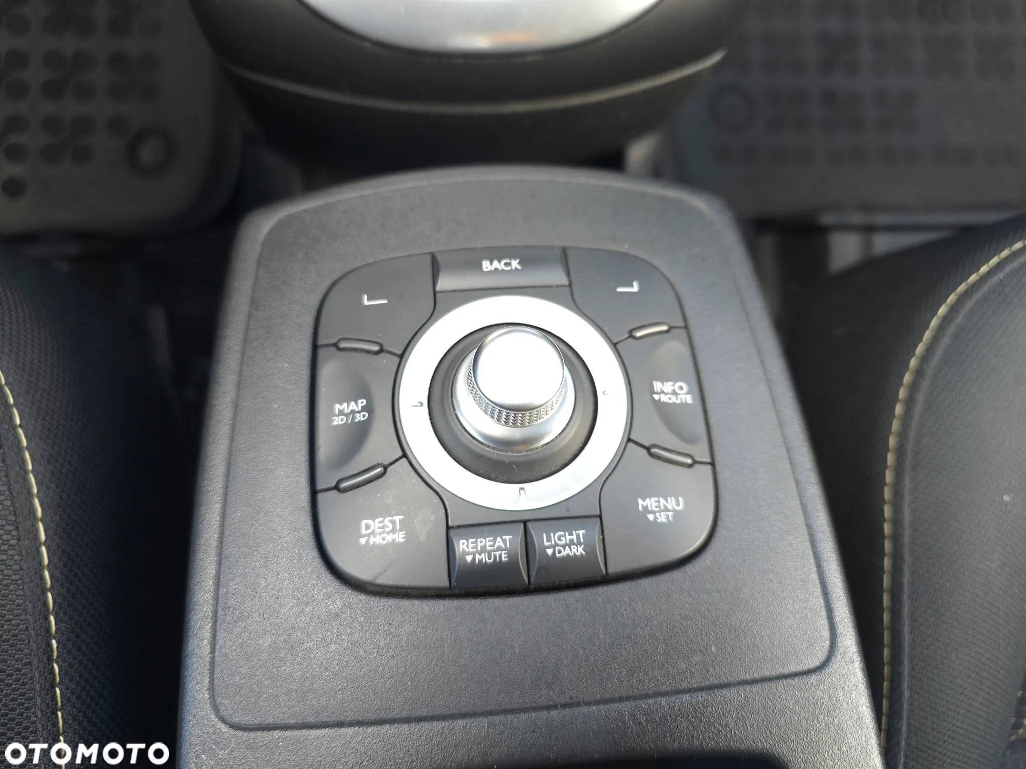 Renault Grand Scenic Gr 1.4 16V TCE Tech Run - 27