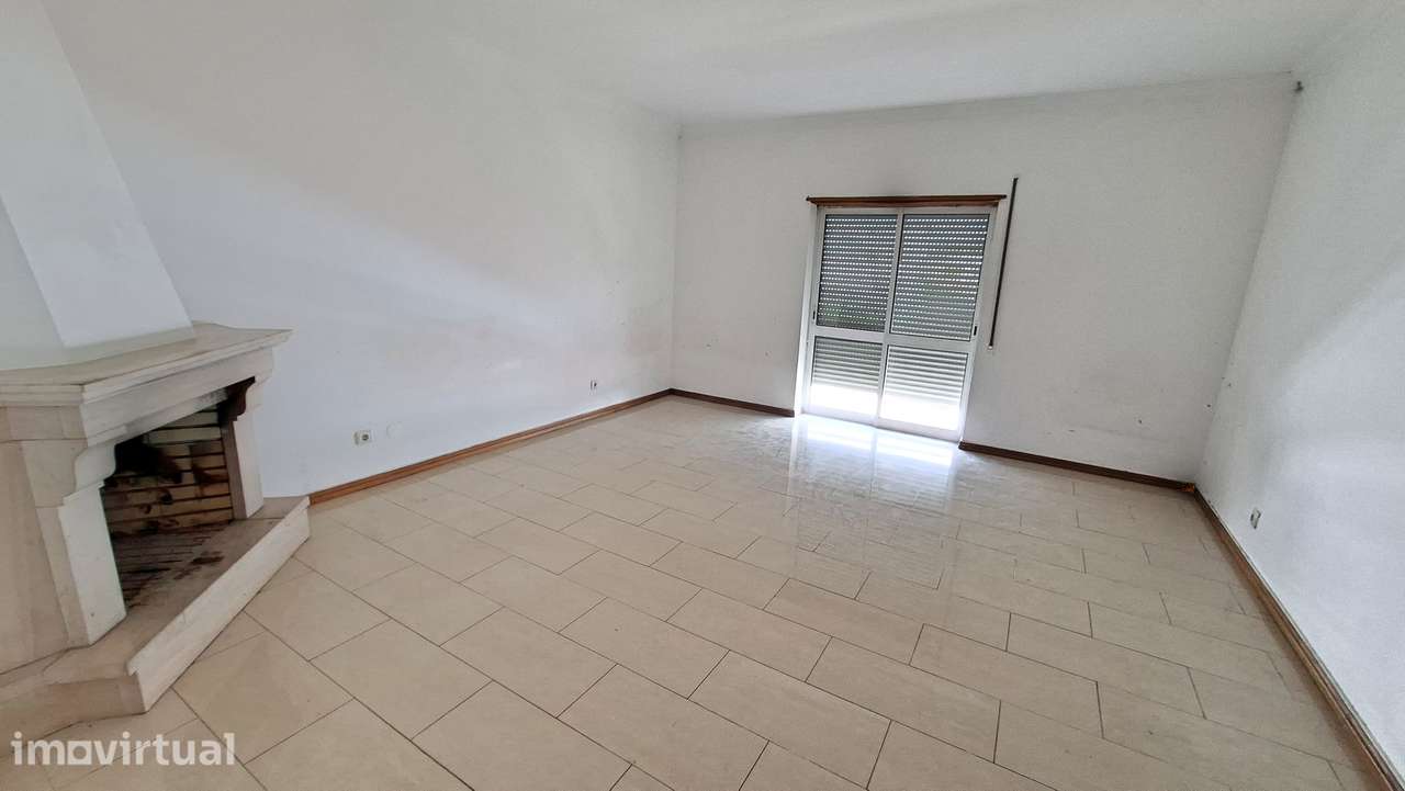 Apartamento T3 com 148m² arrecadação e lugar de garagem no Montijo - Grande imagem: 3/17