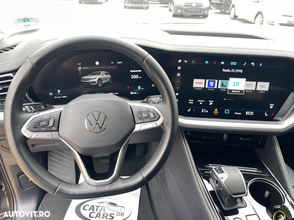 Volkswagen Touareg 3.0 V6 TDI SCR 4Motion Automatik Elegance - 37