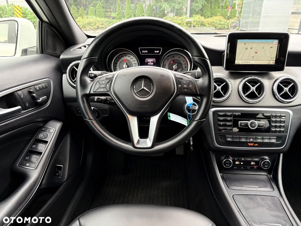 Mercedes-Benz GLA 250 4-Matic - 21