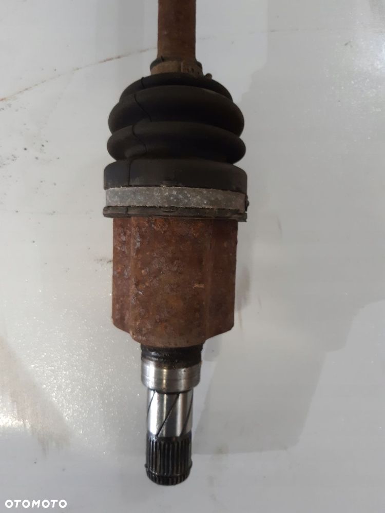 SMART FORTWO II 1.0 PÓŁOŚ LEWA DŁUGA (AUTOMAT) - 2