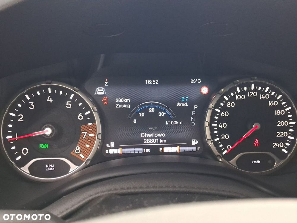 Jeep Renegade - 19