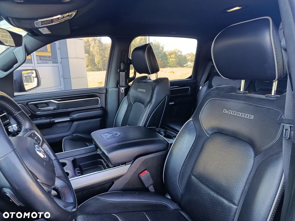 Dodge RAM 5.7 4x4 - 30