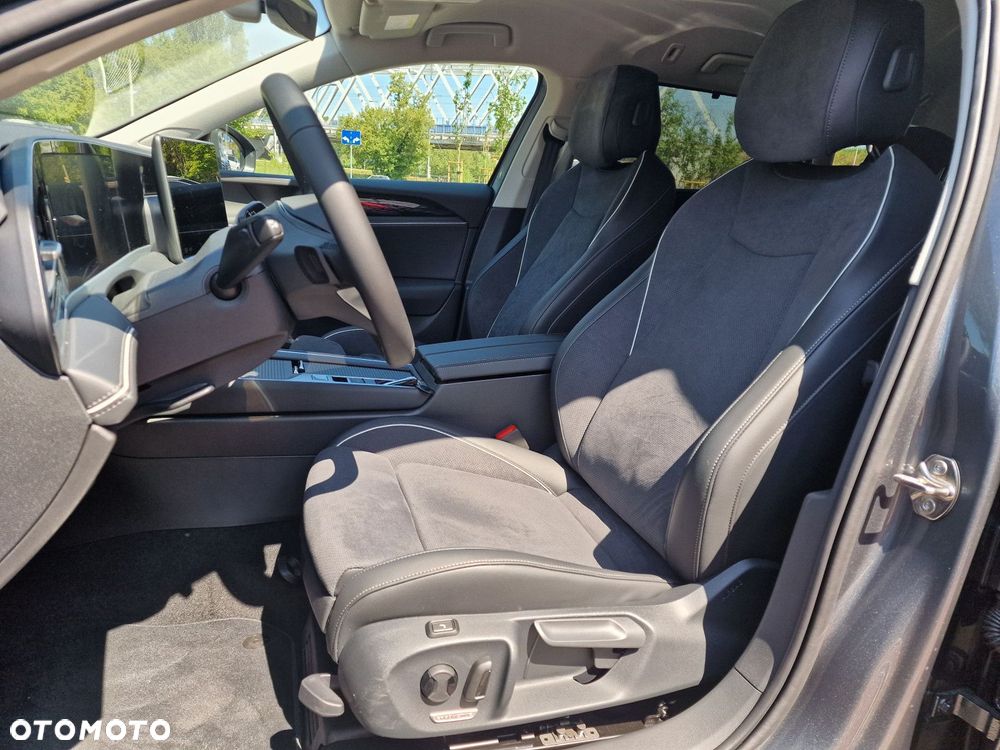 Volkswagen Passat - 10