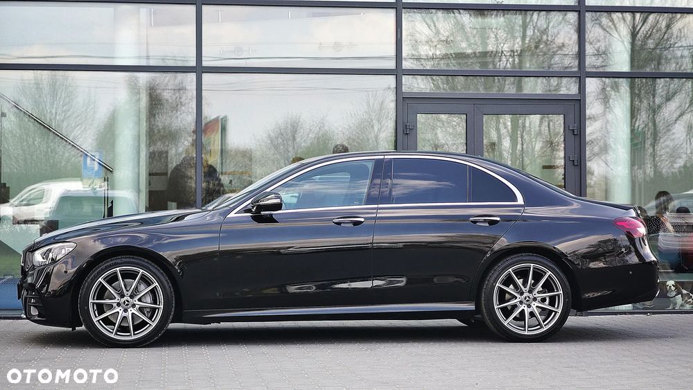 Mercedes-Benz Klasa E 220 d 4-Matic AMG - 2