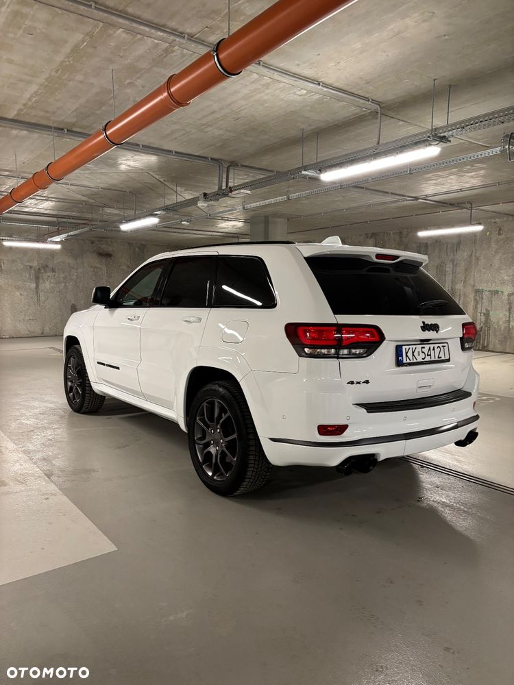 Jeep Grand Cherokee 5.7 V8 HEMI Overland Summit - 3