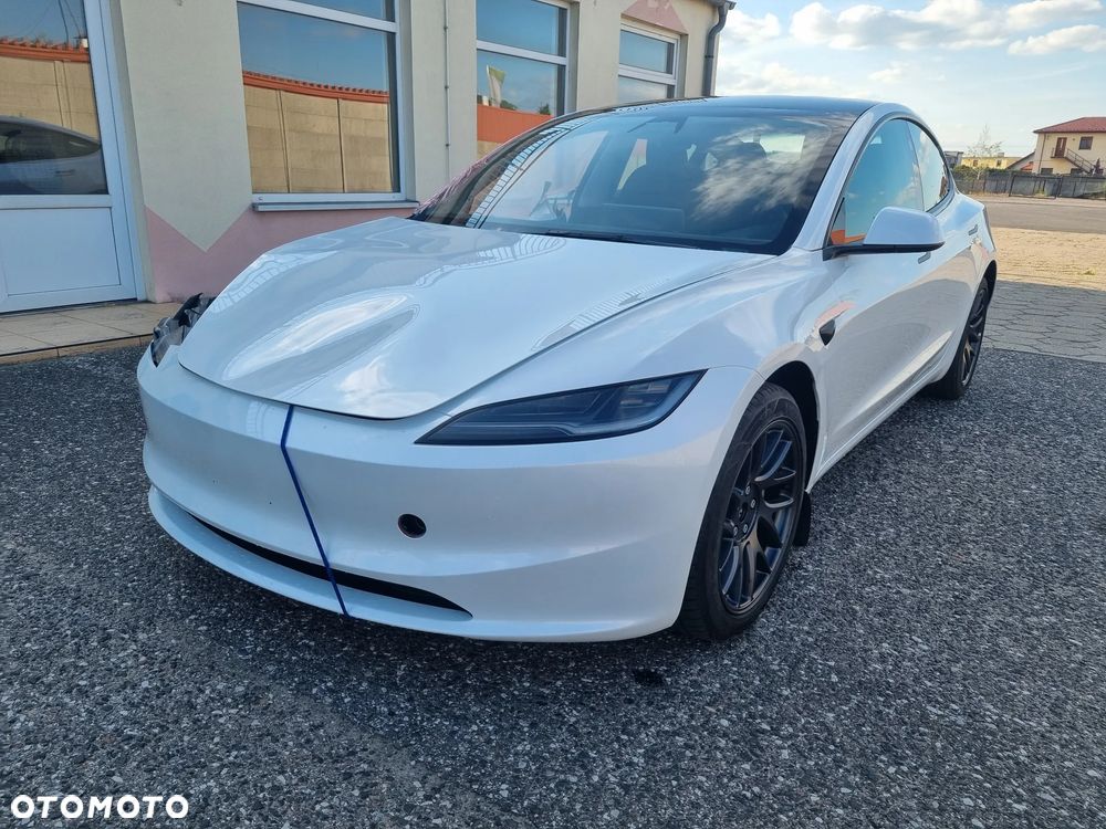 Tesla Model 3 Langstreckenbatterie Allradantrieb Dual Motor - 5