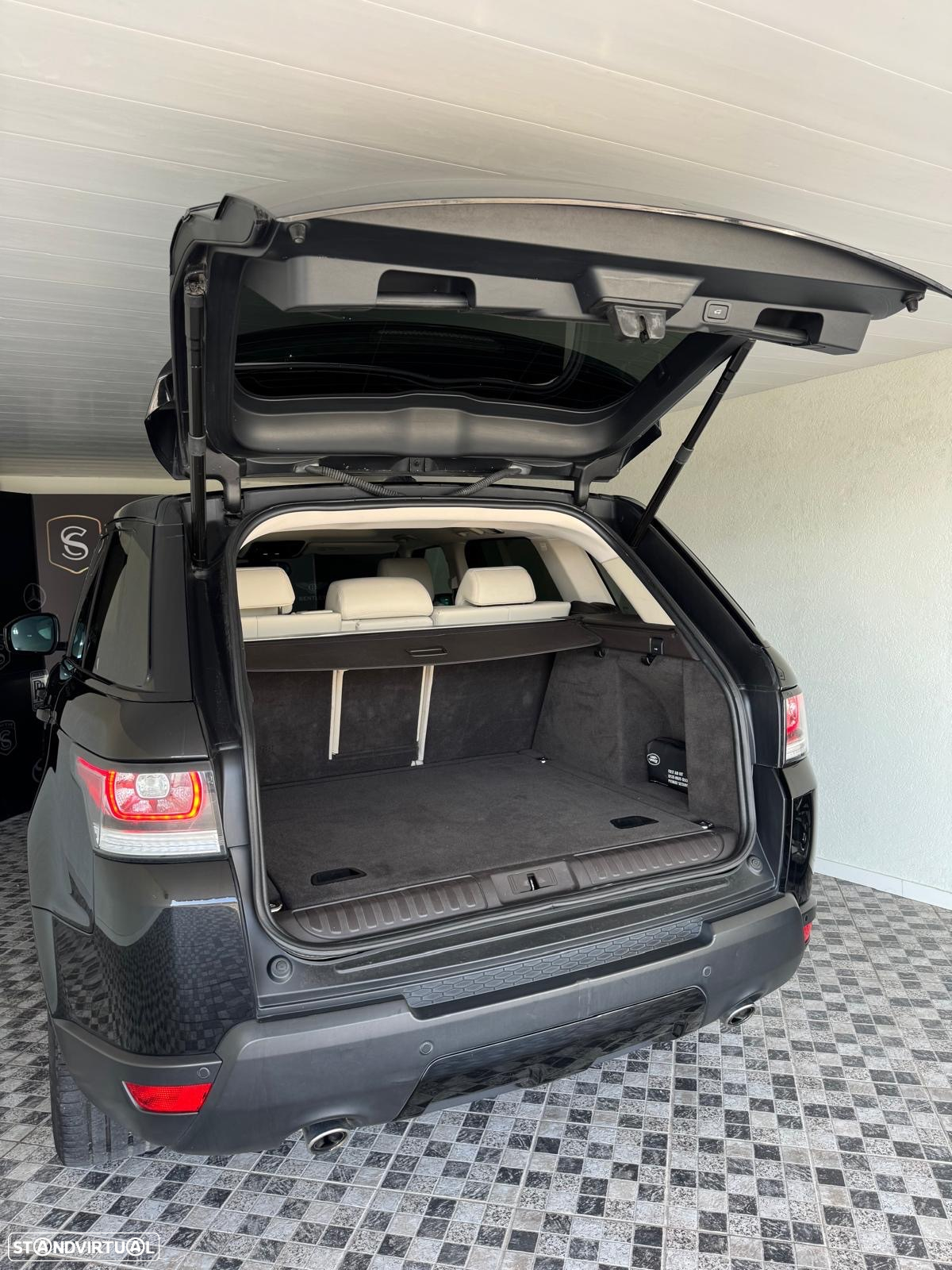 Land Rover Range Rover Sport 3.0 SDV6 HSE Dynamic - 21