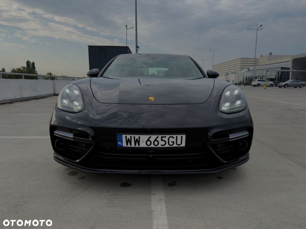 Porsche Panamera Turbo - 3