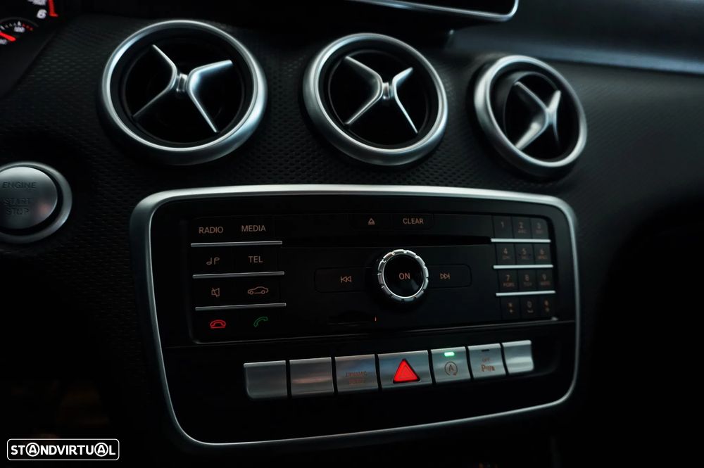 Mercedes-Benz A 180 d Urban - 18