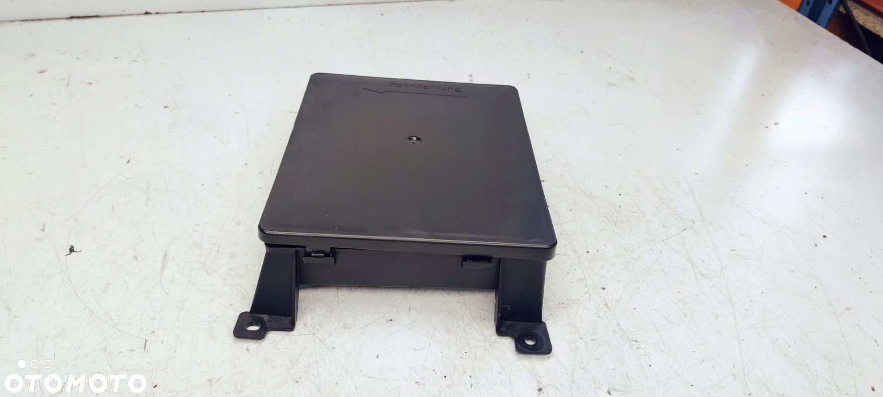 OBUDOWA STEROWNIKA BLUETOOTH AUDI A3 A4 8P0035619C - 1