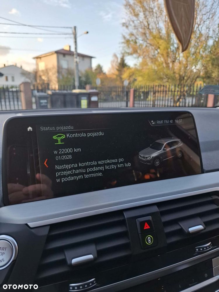 BMW X3 xDrive20d Advantage - 22